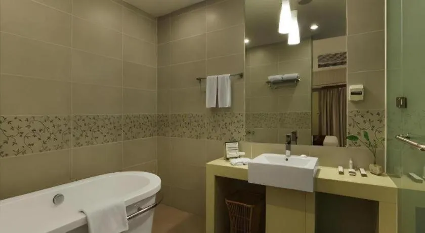 South China Laguna Hotel