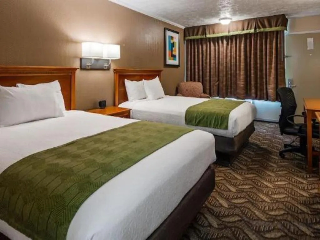 Bed in Best Western Athens