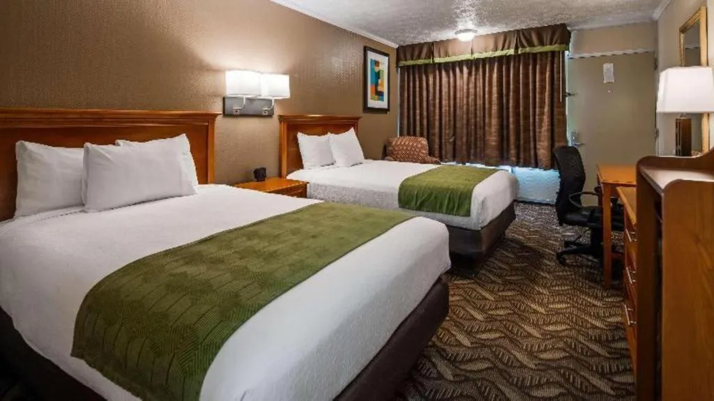 Bed in Best Western Athens