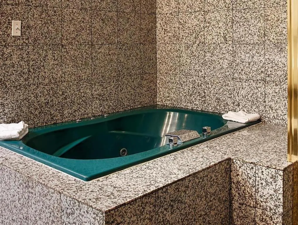 Americas Best Value Inn Monroe