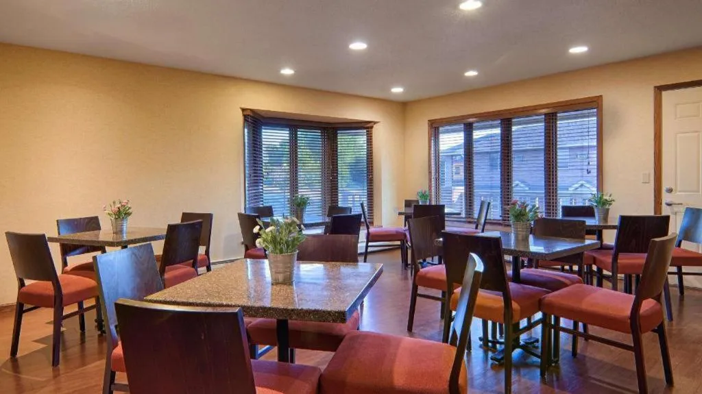 Quality Inn & Suites Detroit Lakes