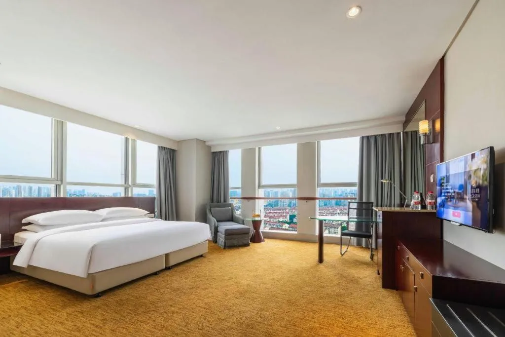 Bed in New Century Hotel Nanjing