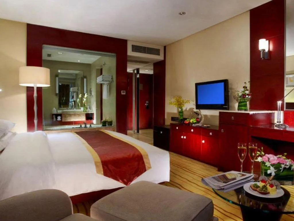 Bed in New Century Hotel Nanjing