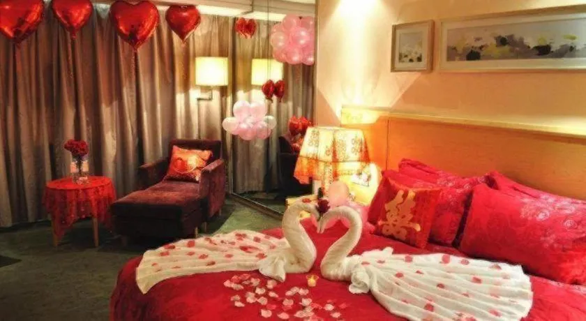 Bed in Ramada Plaza Shenyang Citycenter