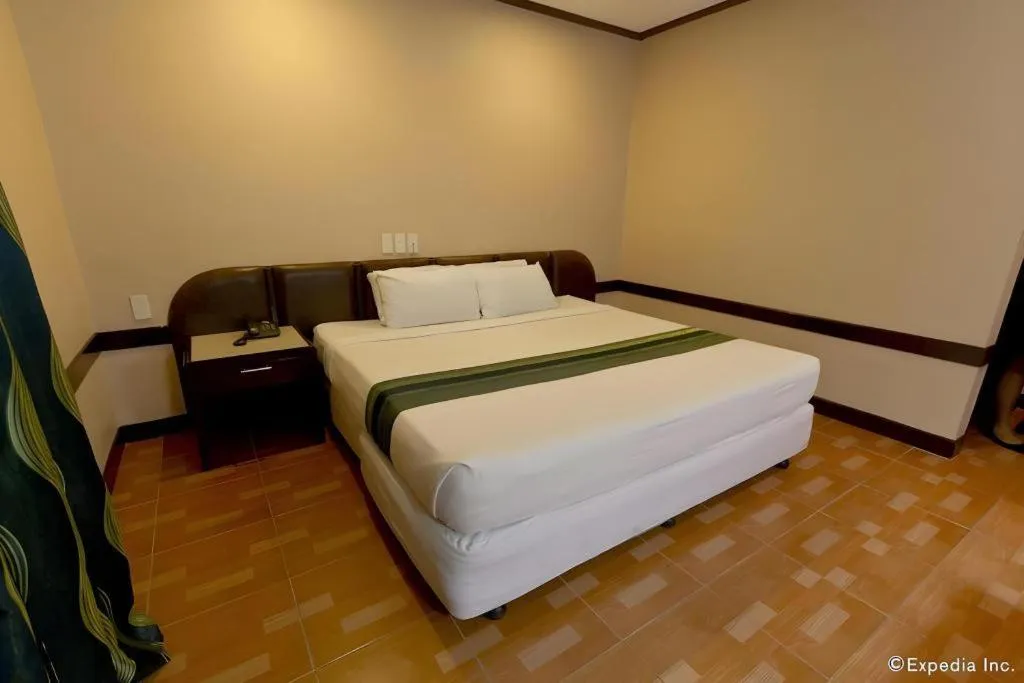 Bed in Holiday Spa Hotel