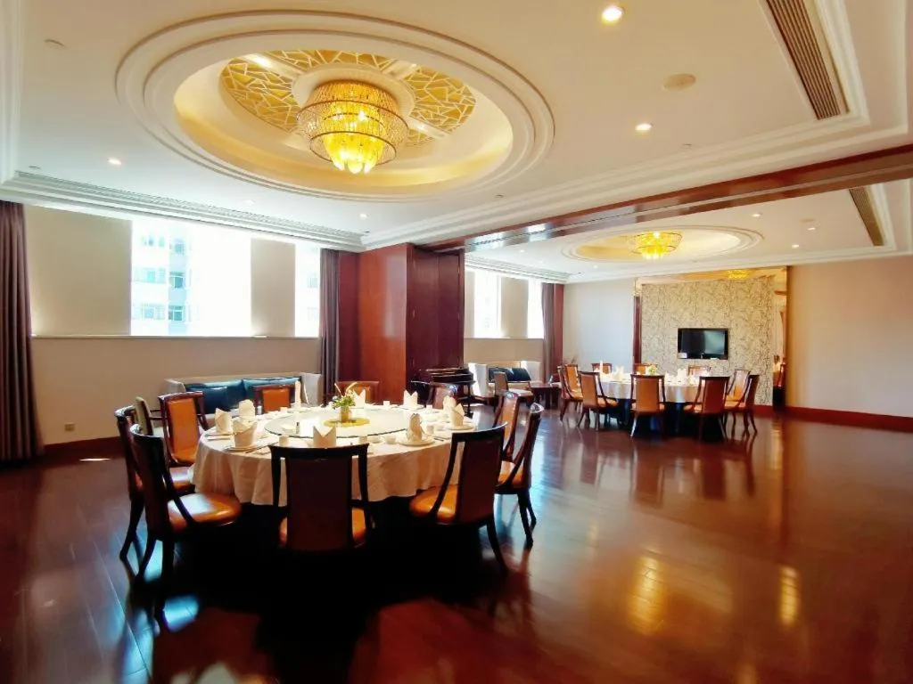 Kunming Golden Eagle Summit Hotel