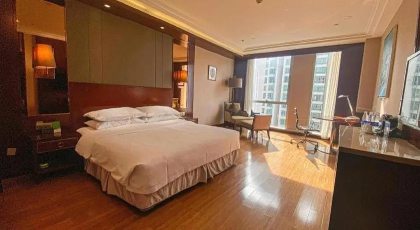 Bed in Kunming Golden Eagle Summit Hotel