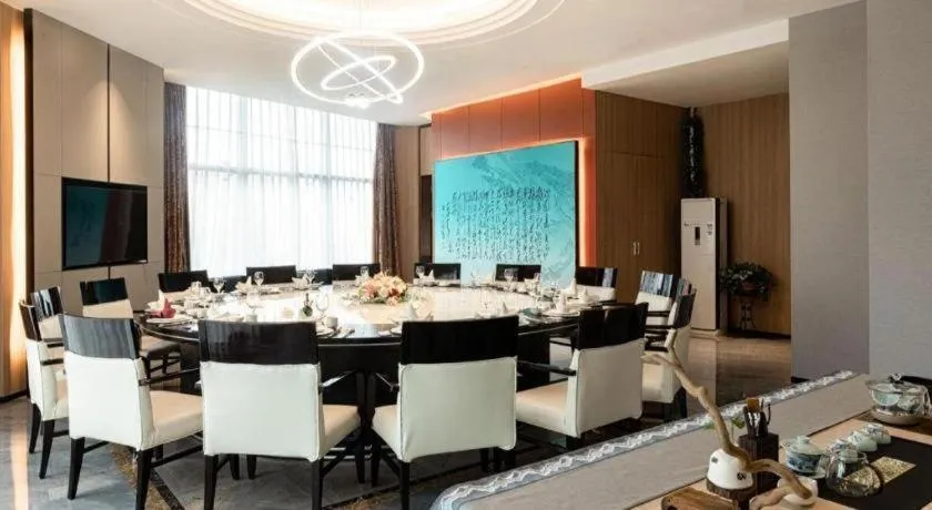 Yueyang Grand Skylight Hotel