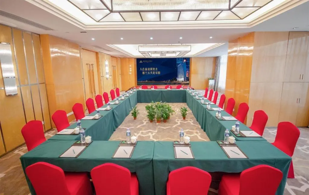 Yueyang Grand Skylight Hotel