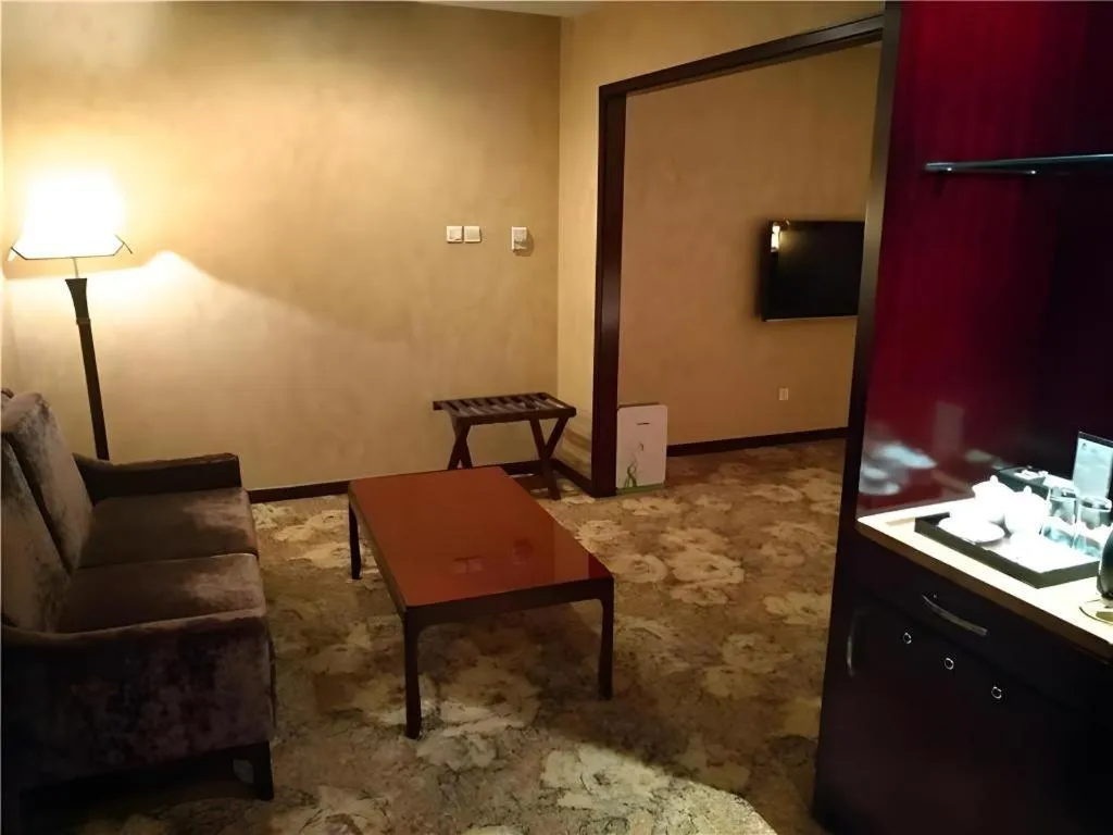 Zhong Yi Peng Ao Hotel