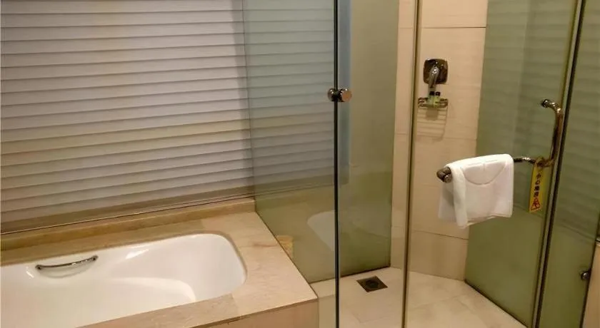 Zhong Yi Peng Ao Hotel