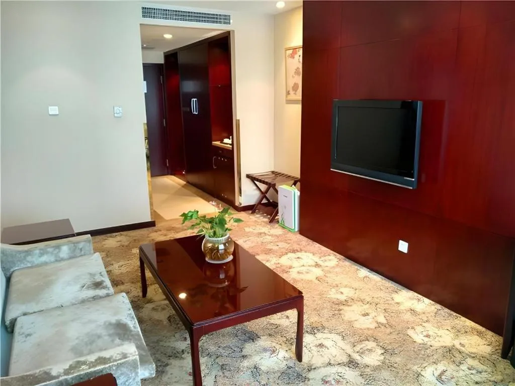 Zhong Yi Peng Ao Hotel