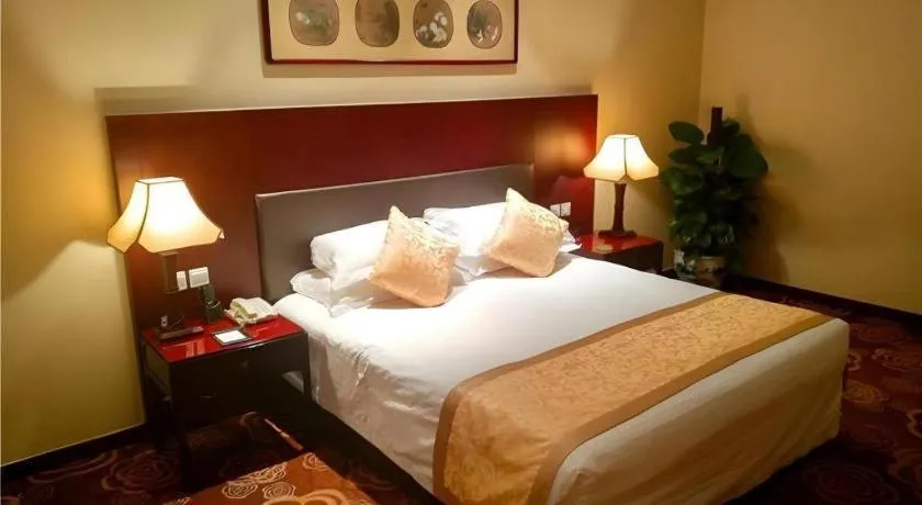 Zhong Yi Peng Ao Hotel