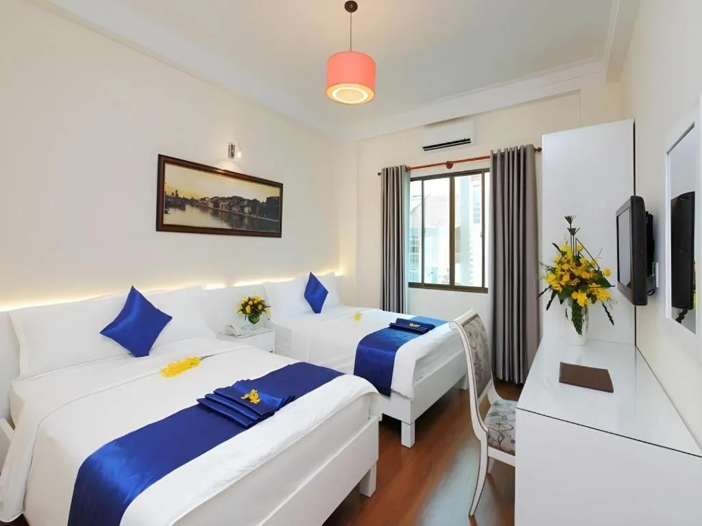 Bed in Blue River Hotel