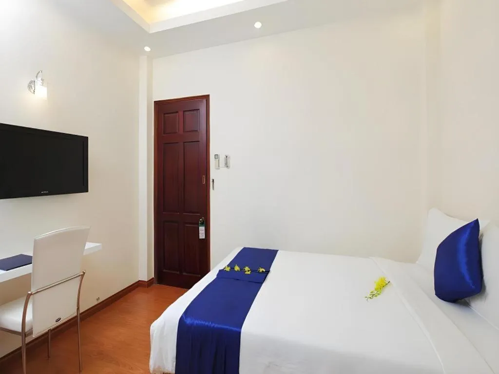 Bed in Blue River Hotel