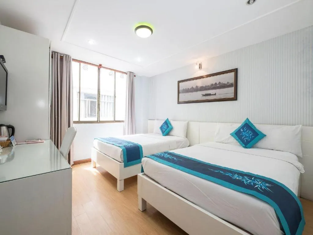 Bed in Blue River Hotel