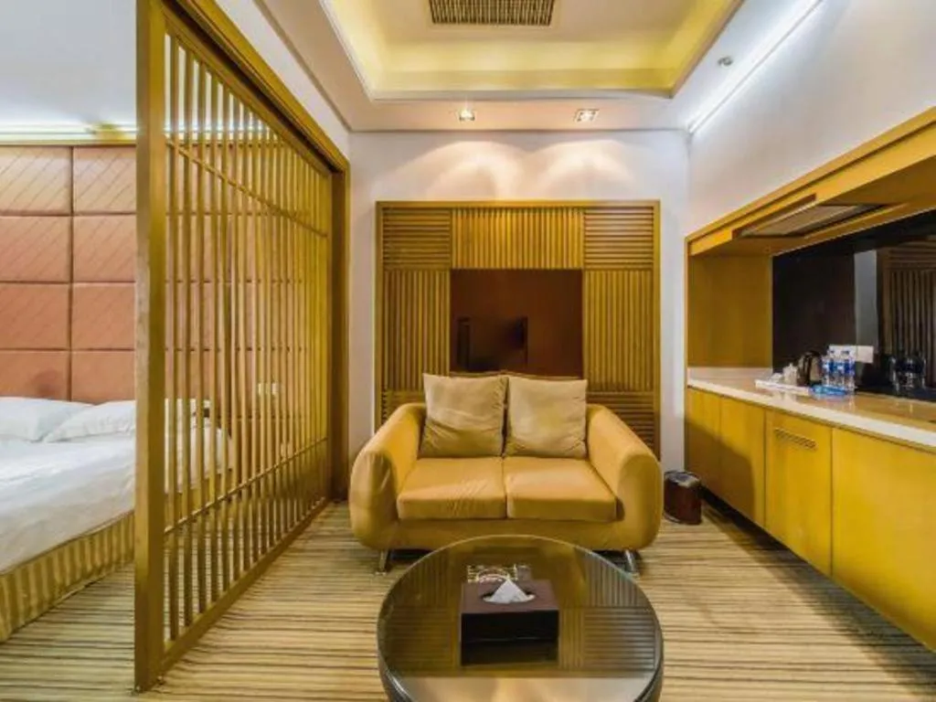 Bed in Silver Art Hotel