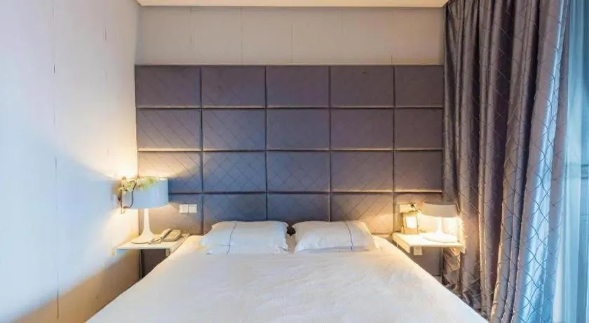 Bed in Silver Art Hotel