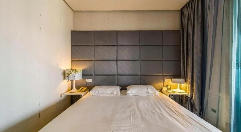 Bed in Silver Art Hotel