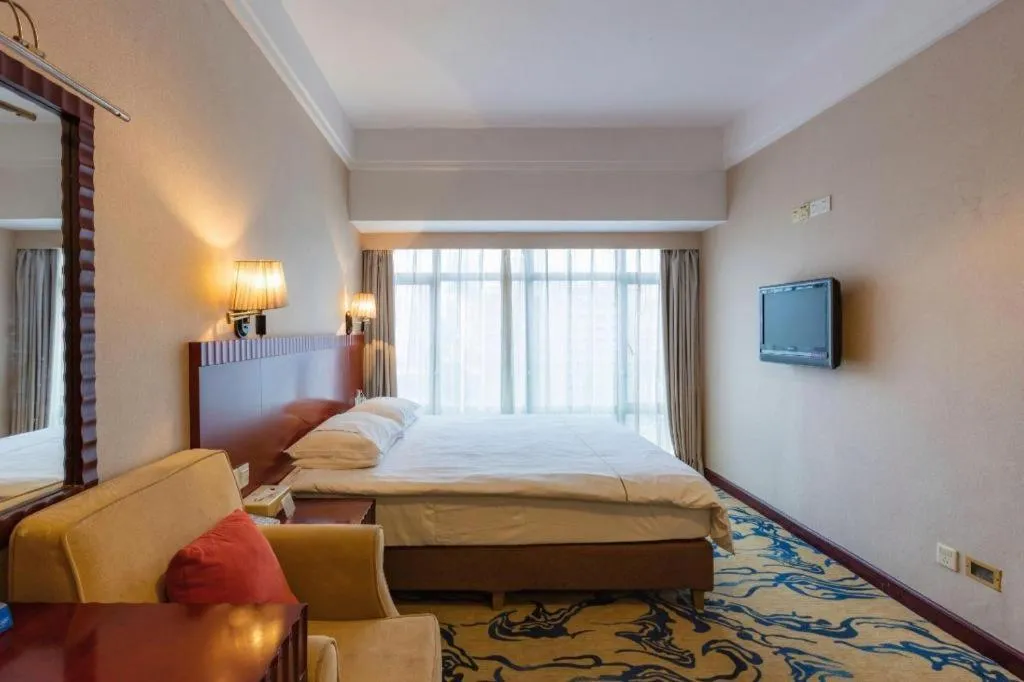 Bed in Silver Art Hotel