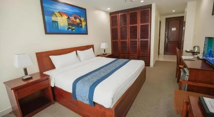 Vientiane Plaza Hotel