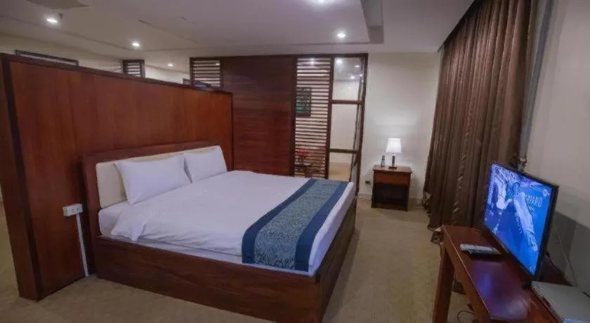 Bed in Vientiane Plaza Hotel