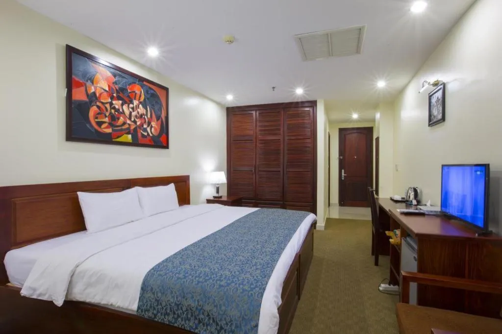 Bed in Vientiane Plaza Hotel