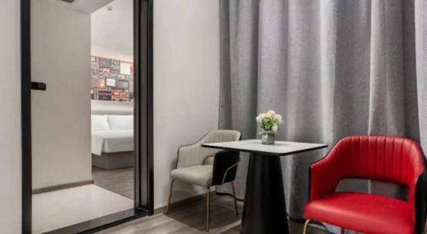 Bed in ibis Dongguan Dongcheng