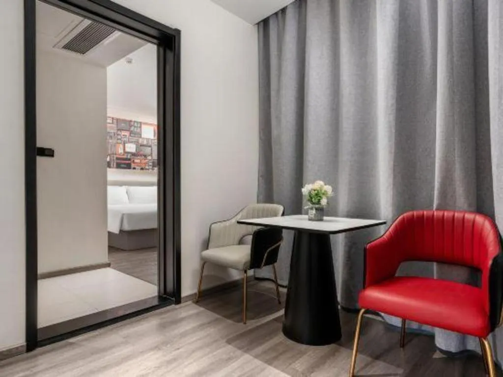 Bed in ibis Dongguan Dongcheng