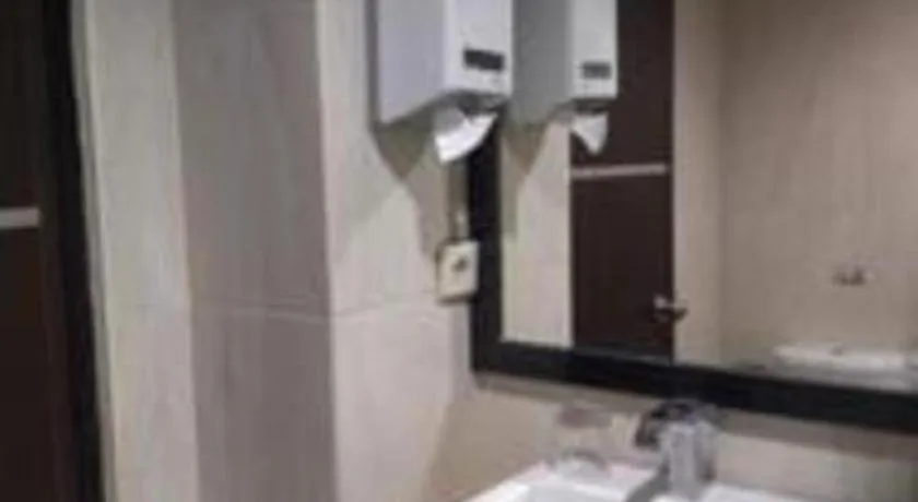 Alexander Hotel Tegal