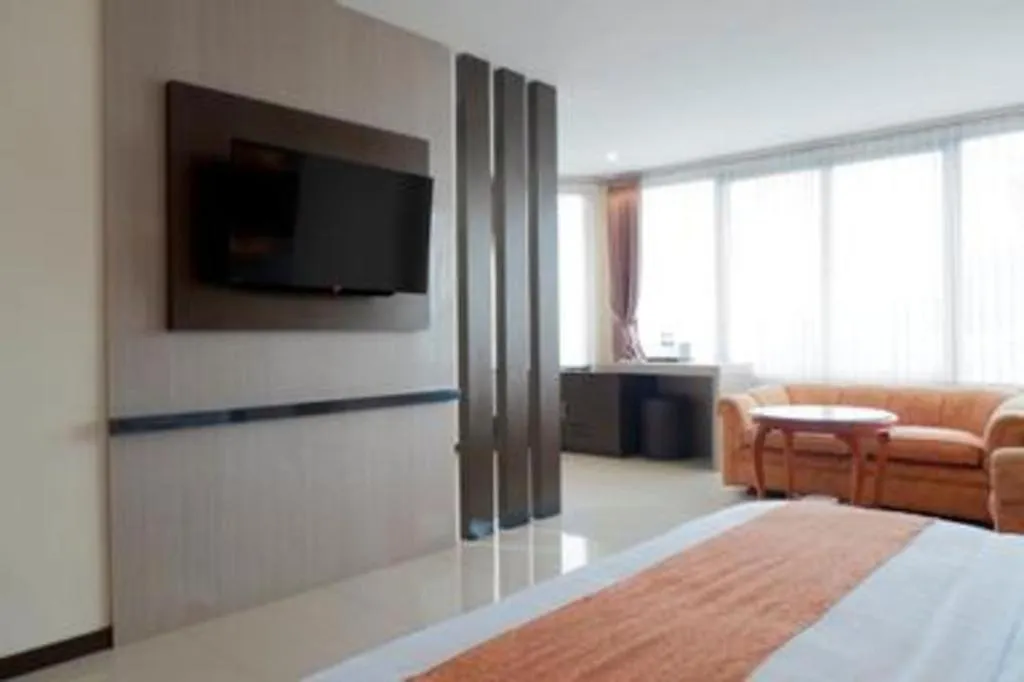 Bed in Alexander Hotel Tegal