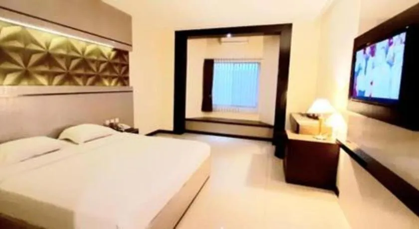 Bed in Alexander Hotel Tegal