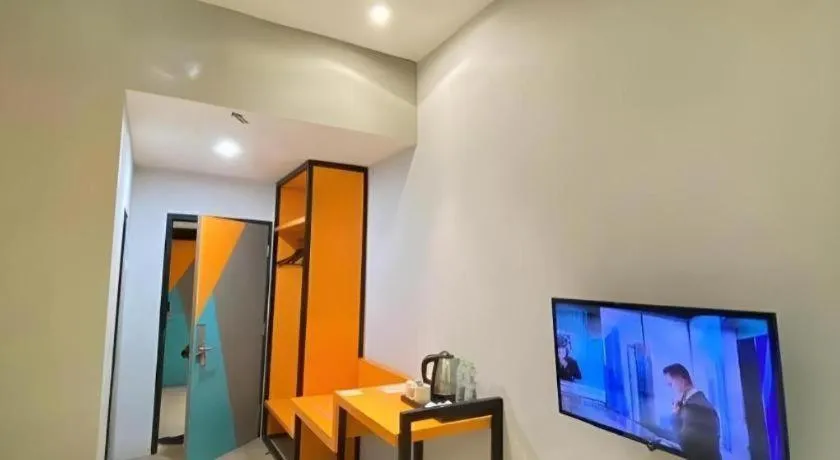 Alexander Hotel Tegal