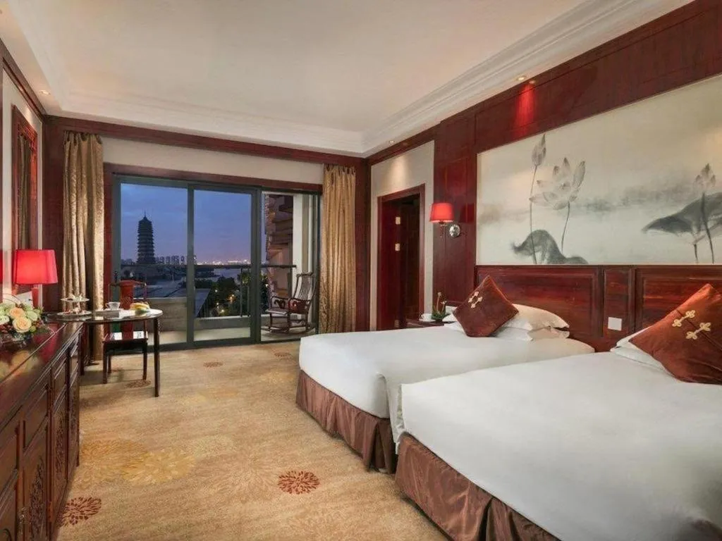Bed in Hangzhou Blossom Water Museum Hotel