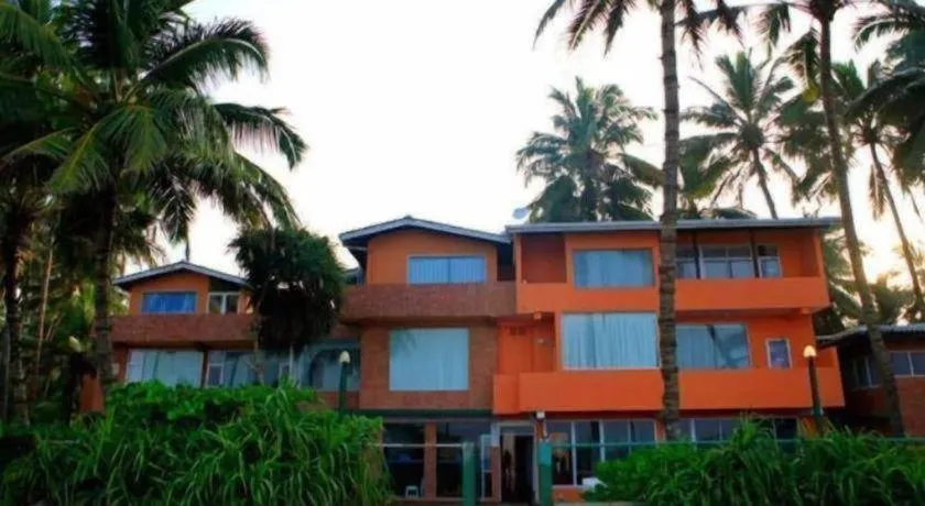 OYO 246 Roy Villa Beach Hotel