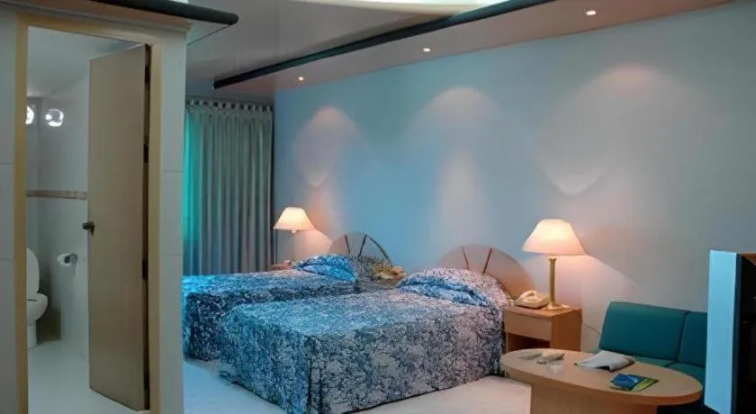 Bed in Hotel Tower Inn, Chittagong