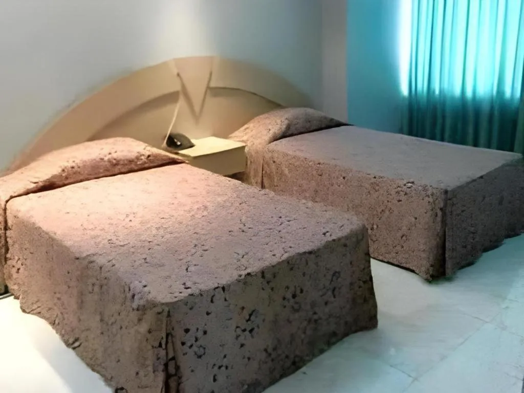 Bed in Hotel Tower Inn, Chittagong