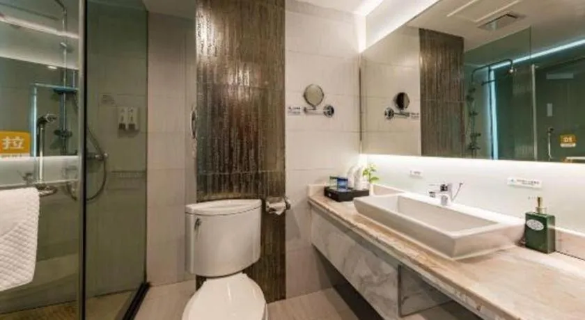 Kunming Long Way Hotel