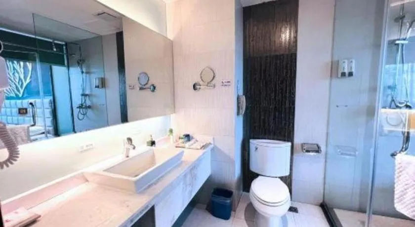 Kunming Long Way Hotel