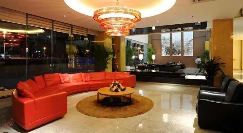 Kunming Long Way Hotel