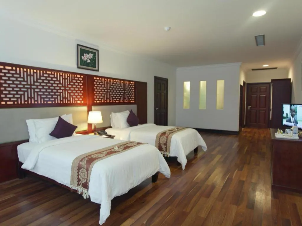 Bed in Sokhalay Angkor Residence and Spa