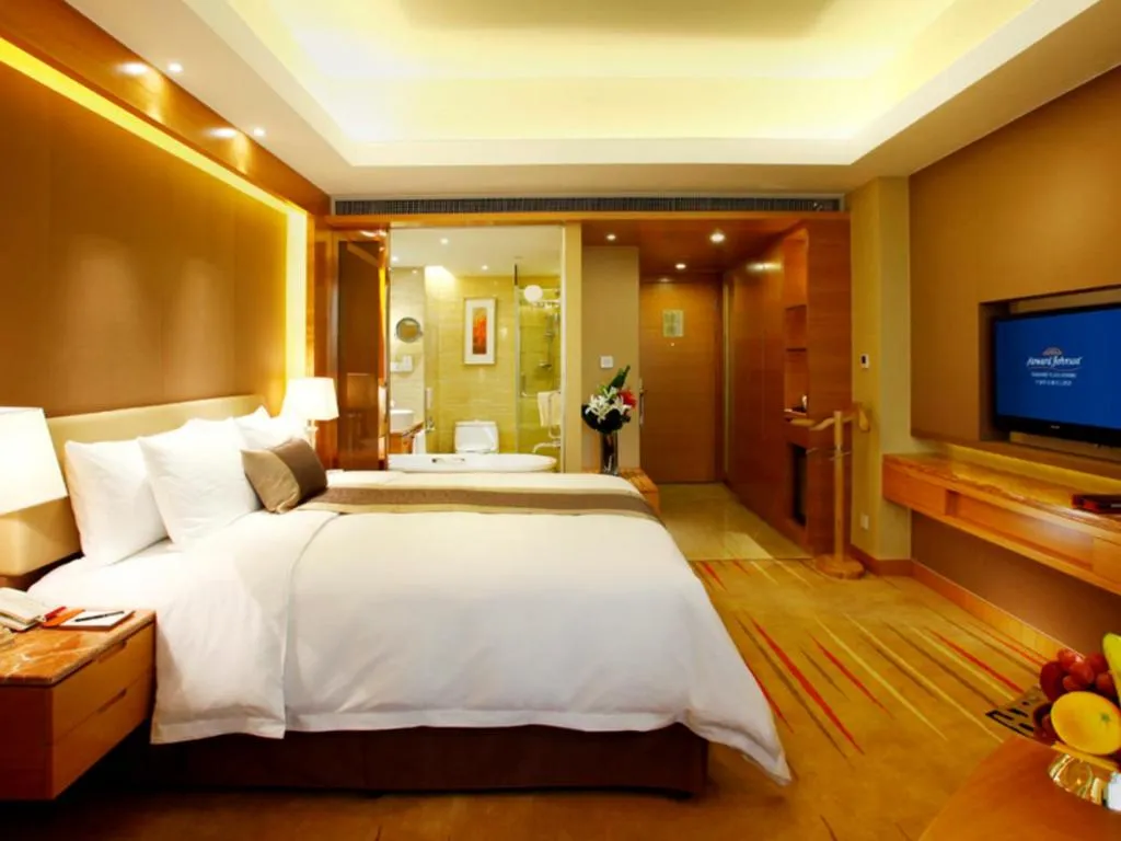 Bed in Howard Johnson by Wyndham Sunshine Plaza Ningbo