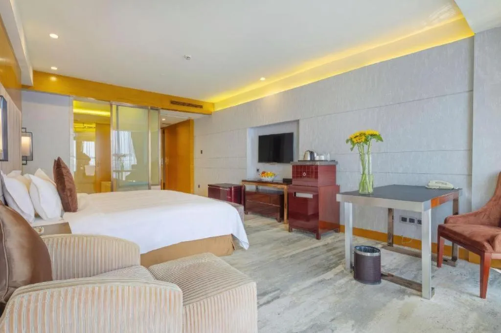 Bed in Gardenview Hotel