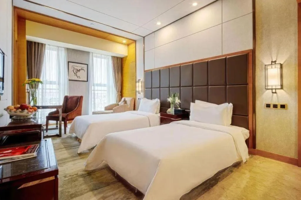 Bed in Gardenview Hotel