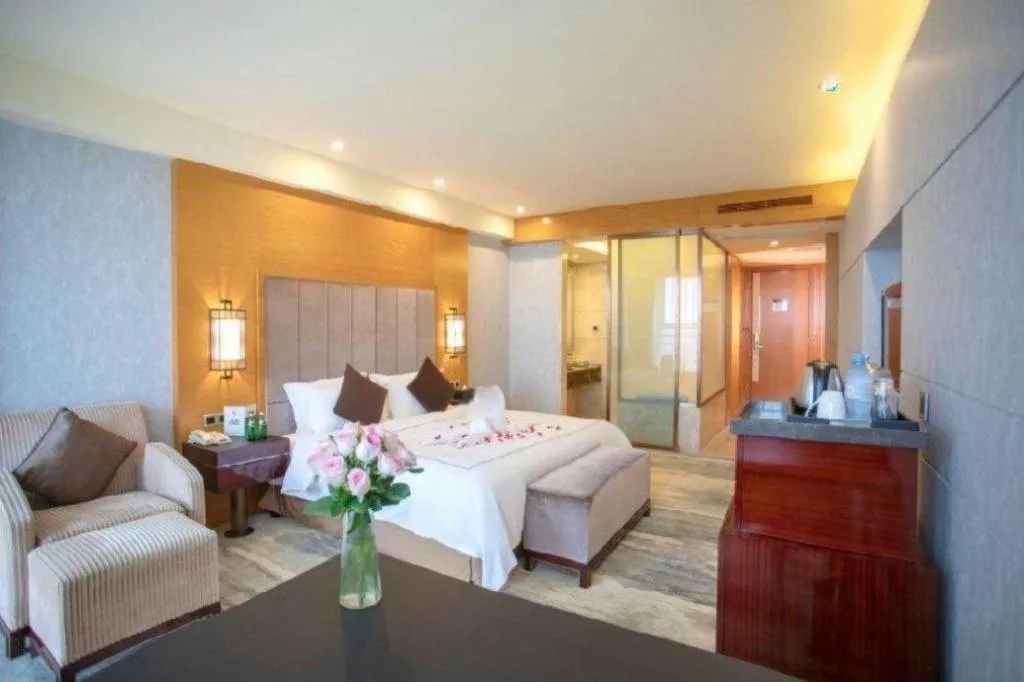 Bed in Gardenview Hotel