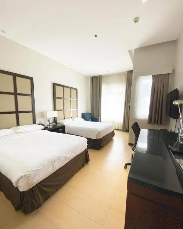 Bed in Avenue Suites