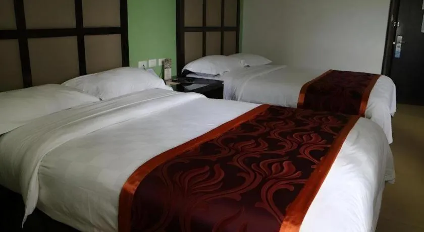 Bed in Avenue Suites