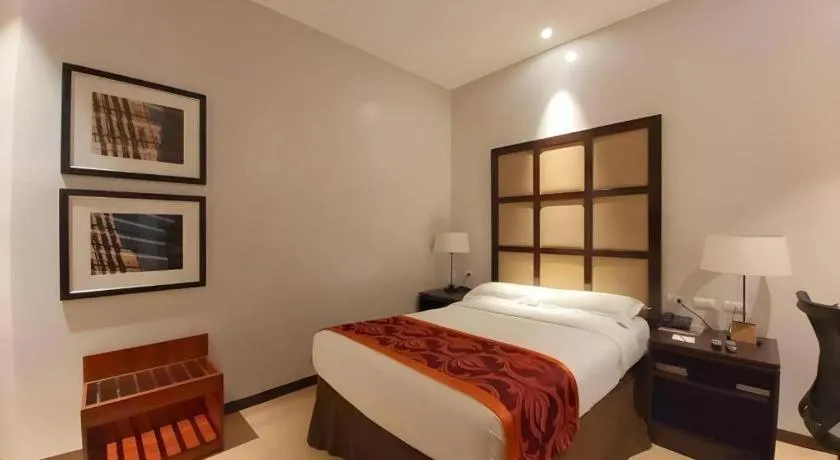 Bed in Avenue Suites