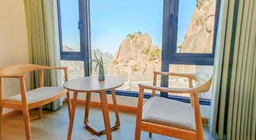 Huangshan Yupinglou Hotel