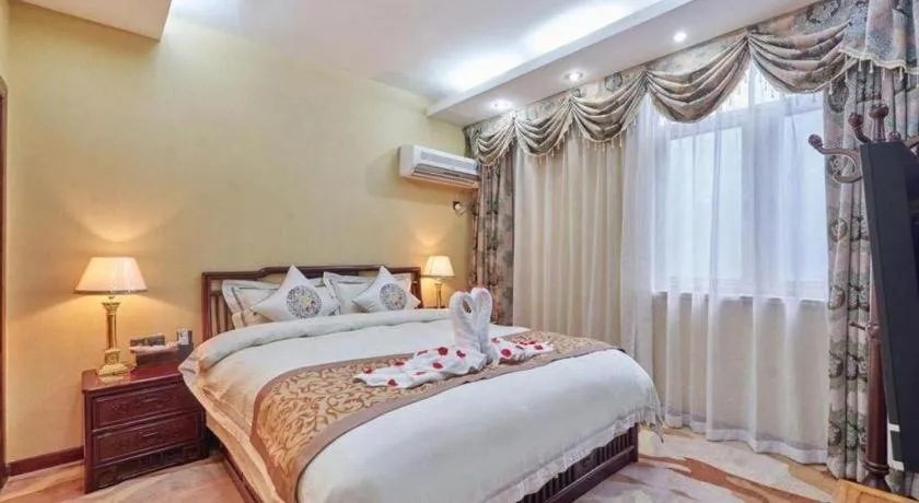 Bed in Huangshan Yupinglou Hotel